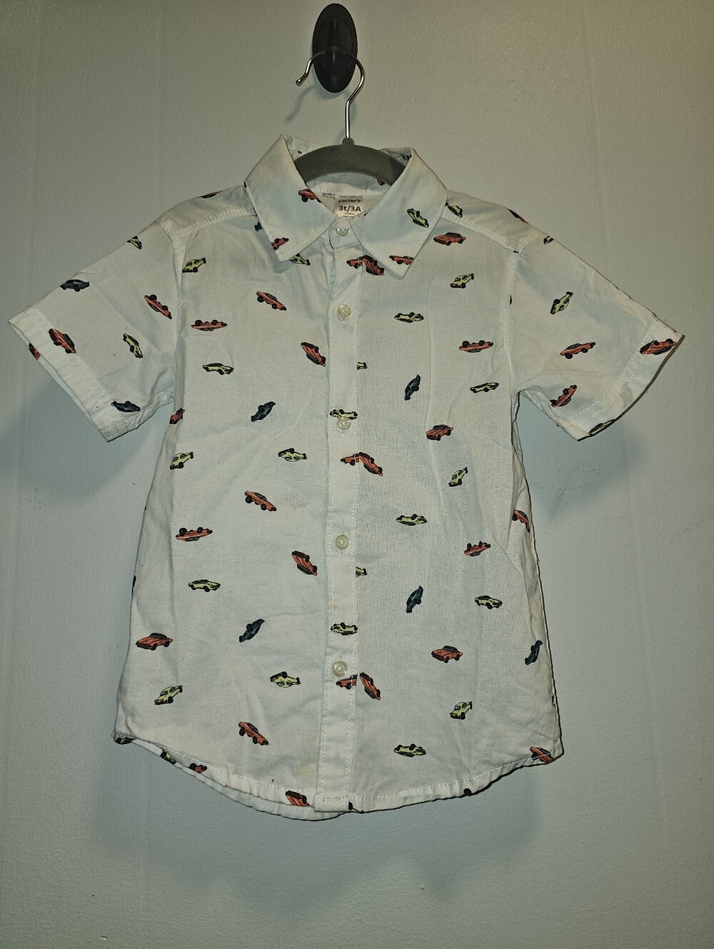 EUC | 3T | Carter’s | White Car Print Short Sleeve Button-Down Shirt